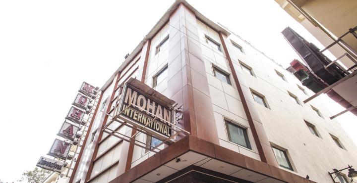 Hotel Mohan International Нью-Дели Экстерьер фото