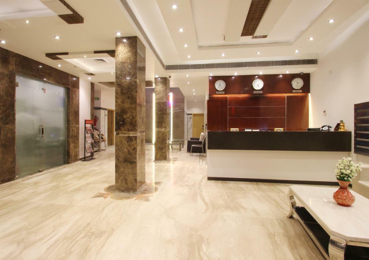 Hotel Mohan International Нью-Дели Экстерьер фото