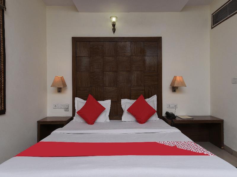 Hotel Mohan International Нью-Дели Экстерьер фото